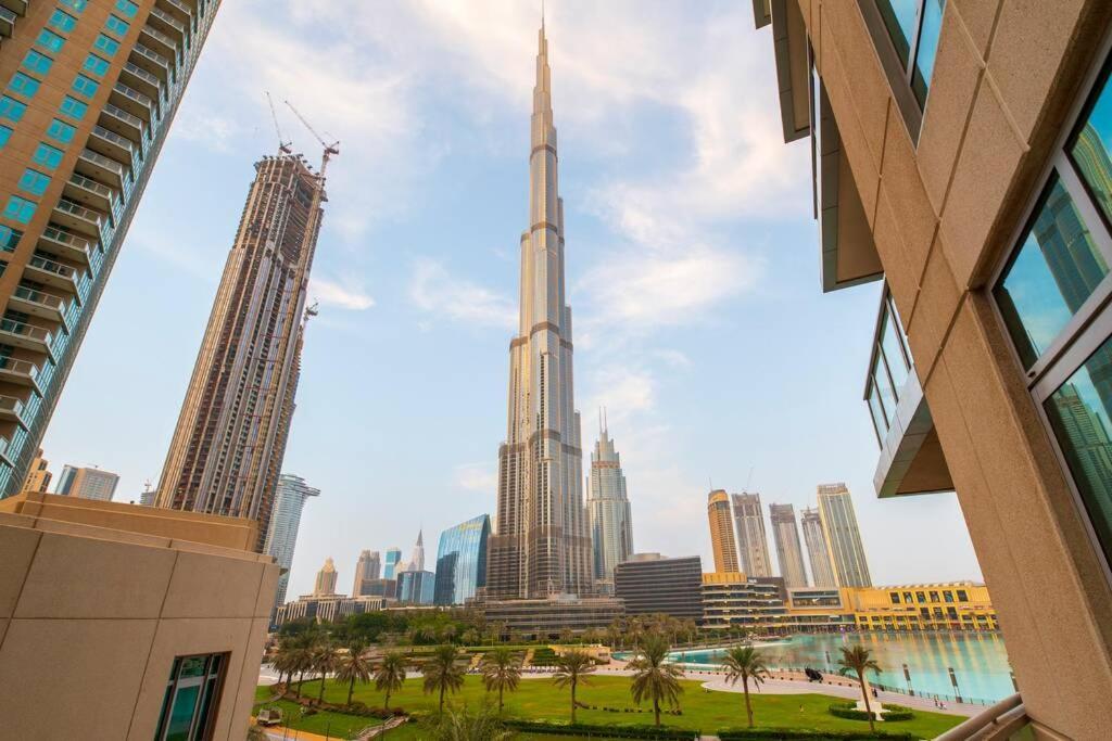 First Class 2Br With Full Burj Khalifa And Fountain View ดูไบ ภายนอก รูปภาพ