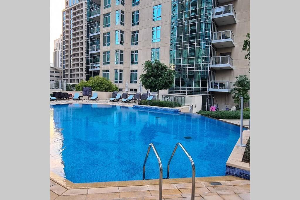 First Class 2Br With Full Burj Khalifa And Fountain View ดูไบ ภายนอก รูปภาพ