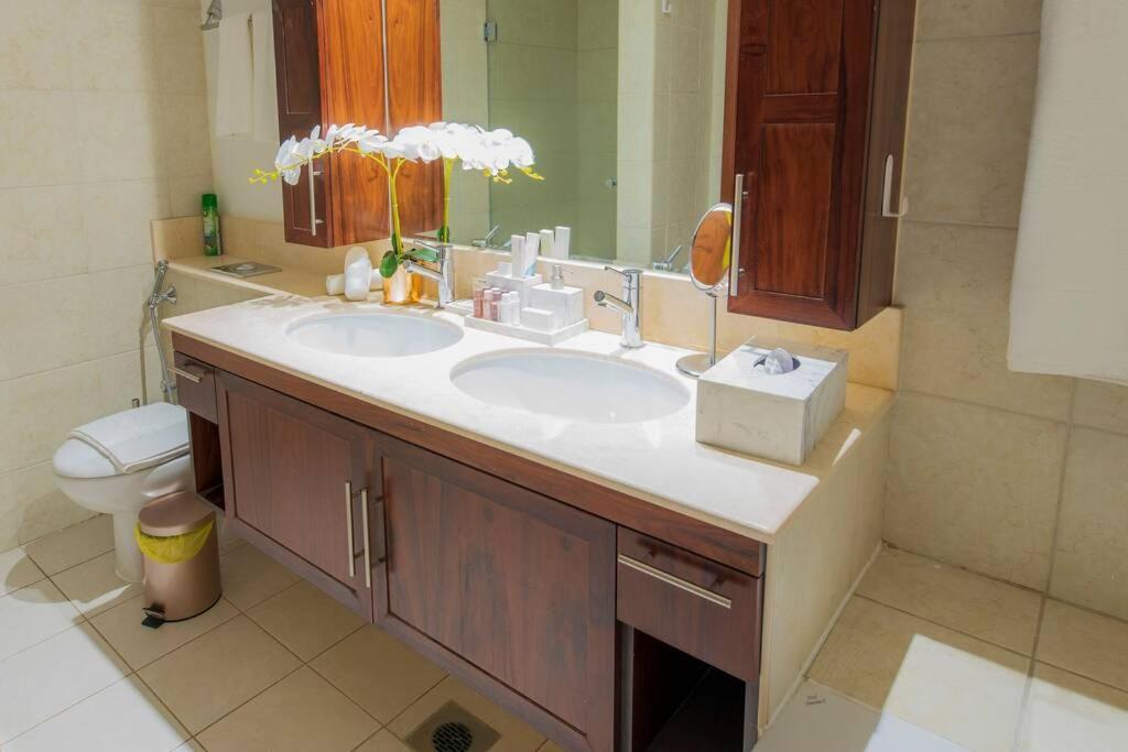 First Class 2Br With Full Burj Khalifa And Fountain View ดูไบ ภายนอก รูปภาพ