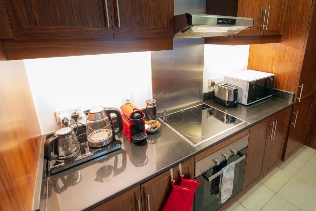 First Class 2Br With Full Burj Khalifa And Fountain View ดูไบ ภายนอก รูปภาพ