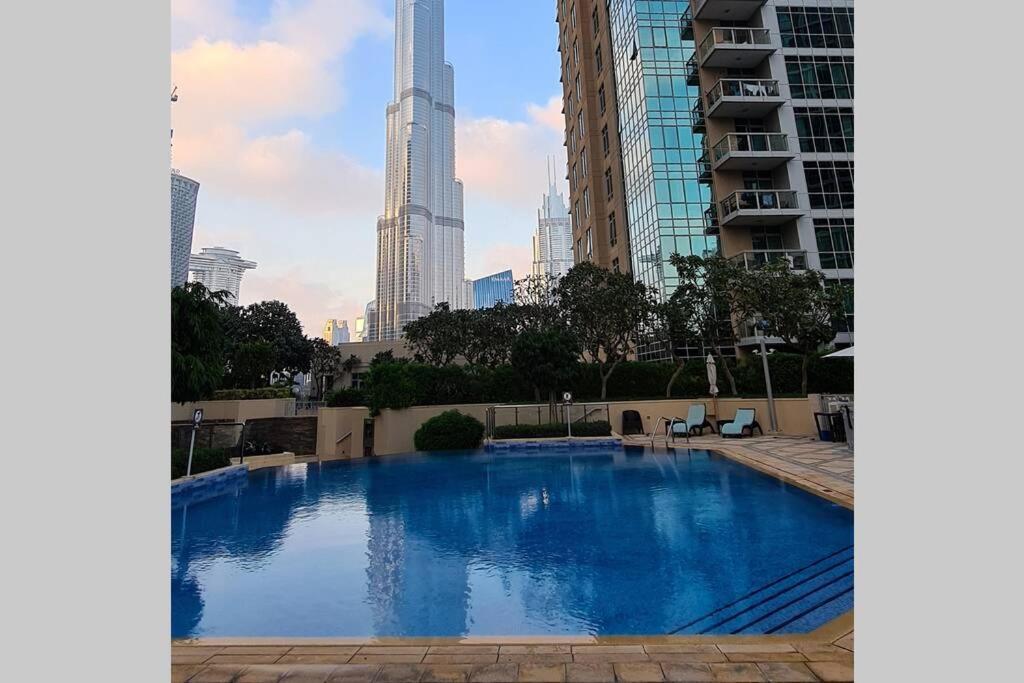 First Class 2Br With Full Burj Khalifa And Fountain View ดูไบ ภายนอก รูปภาพ